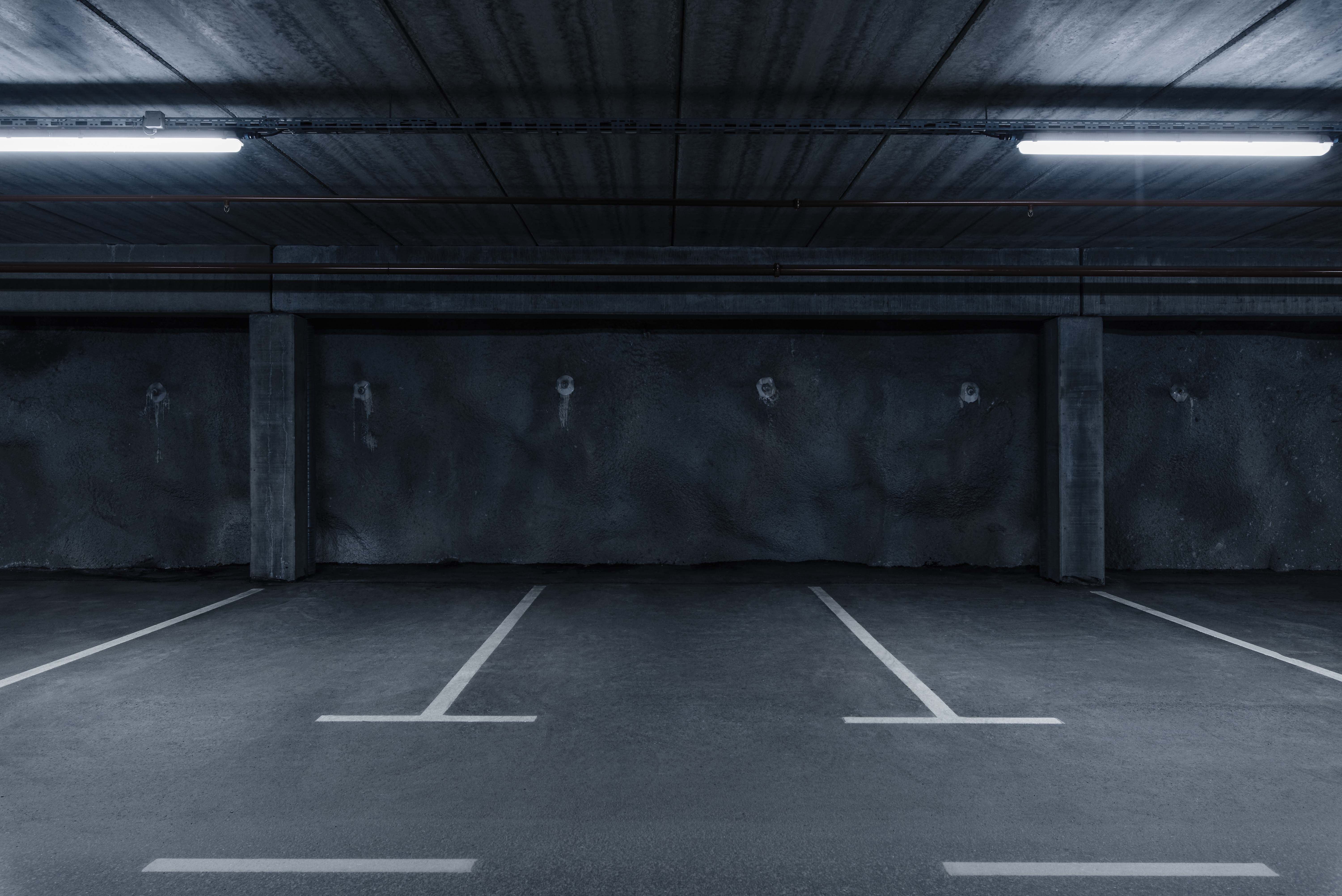 中環德輔道中車位